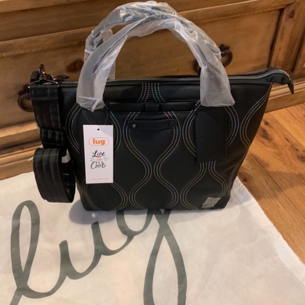 NWT alto matte lux crossbody tote- black
